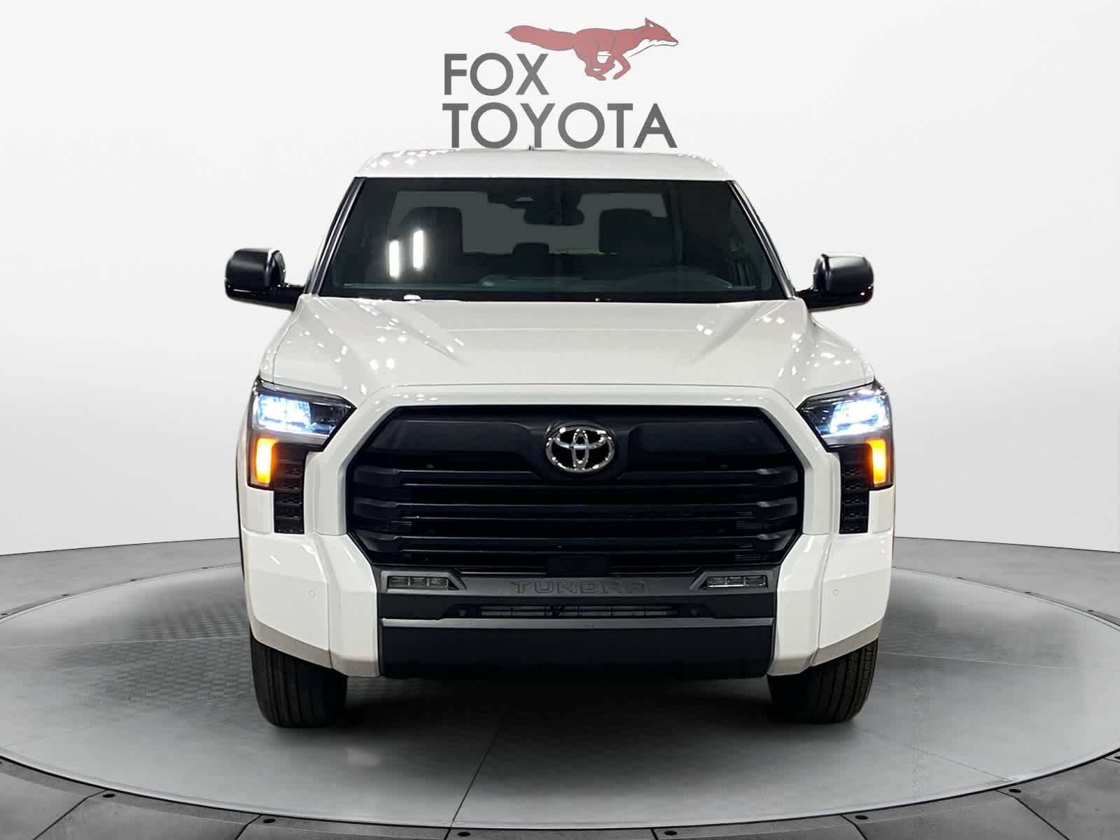 2025 Toyota Tundra SR5 CrewMax 5.5 Bed 8