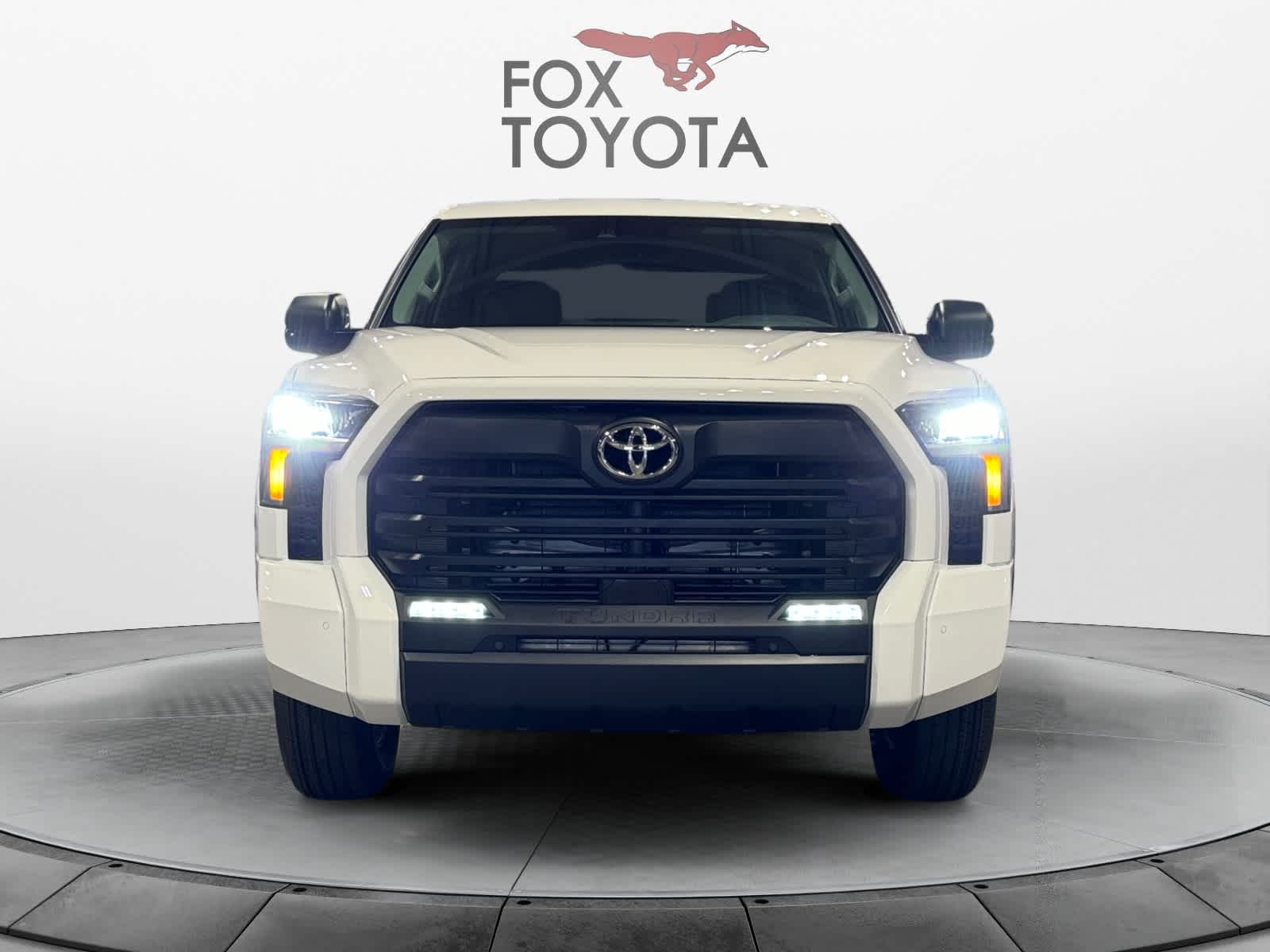 2024 Toyota Tundra SR5 CrewMax 5.5 Bed 8