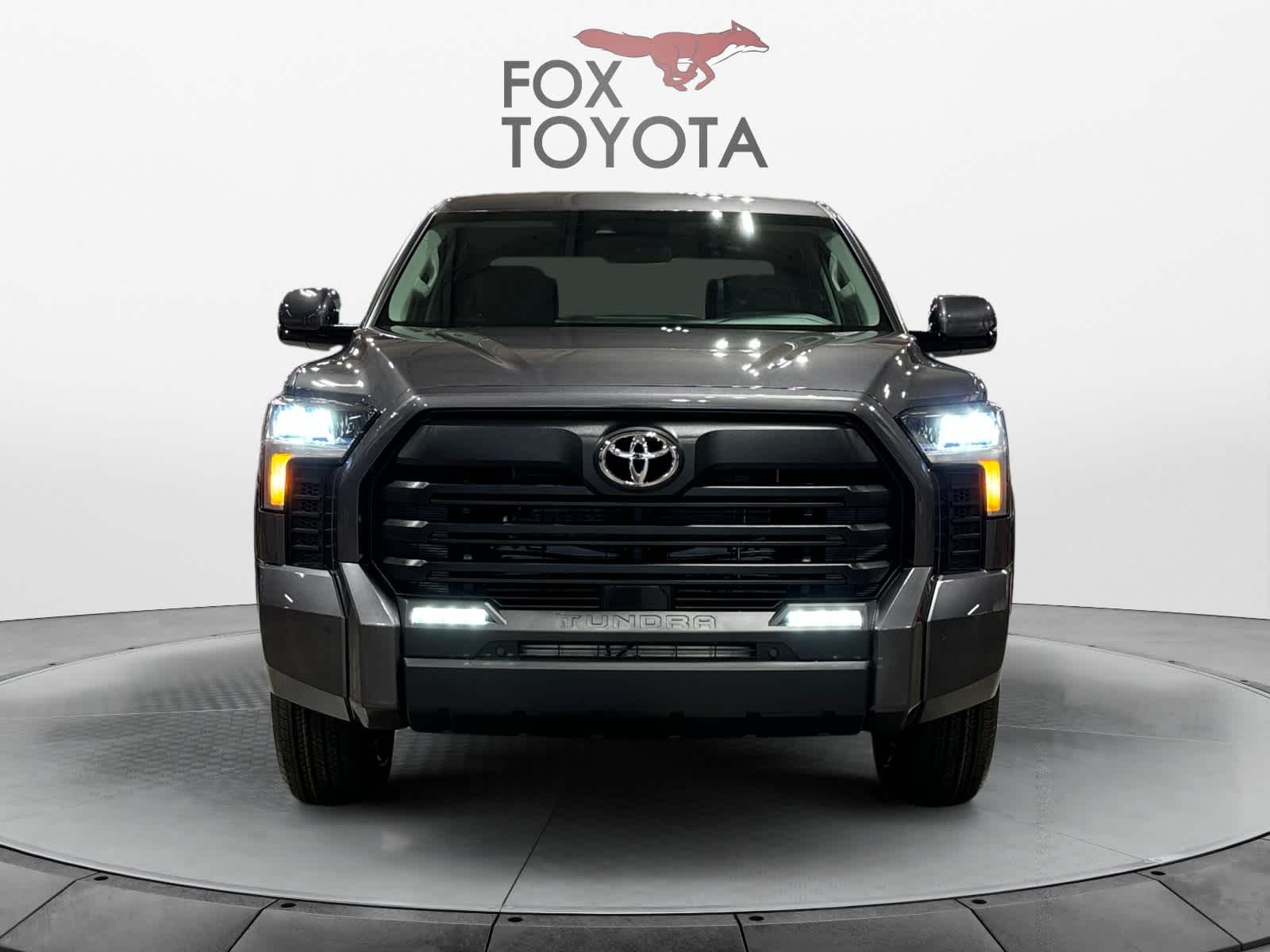 2024 Toyota Tundra SR5 CrewMax 5.5 Bed 8