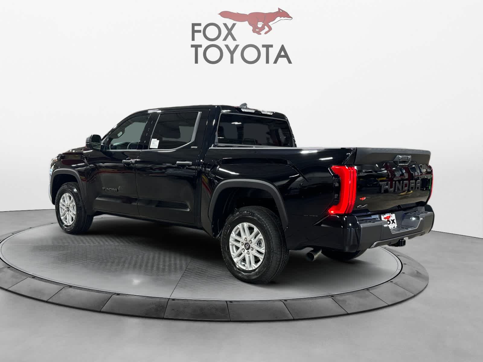 2025 Toyota Tundra SR5 CrewMax 5.5 Bed 3