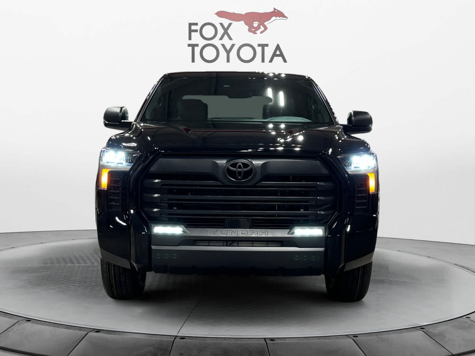 2025 Toyota Tundra SR5 CrewMax 5.5 Bed 8