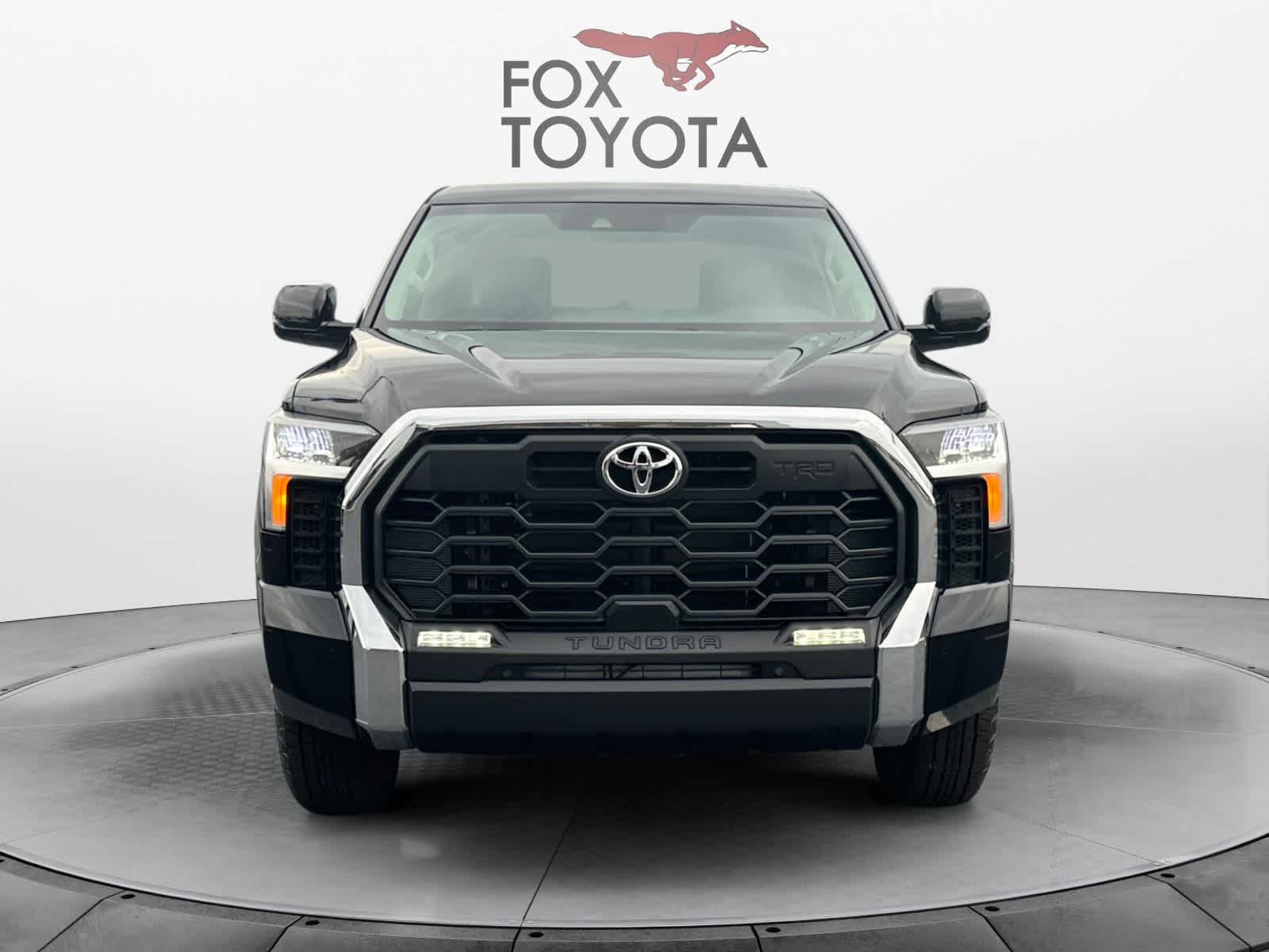 2024 Toyota Tundra SR5 CrewMax 5.5 Bed 8