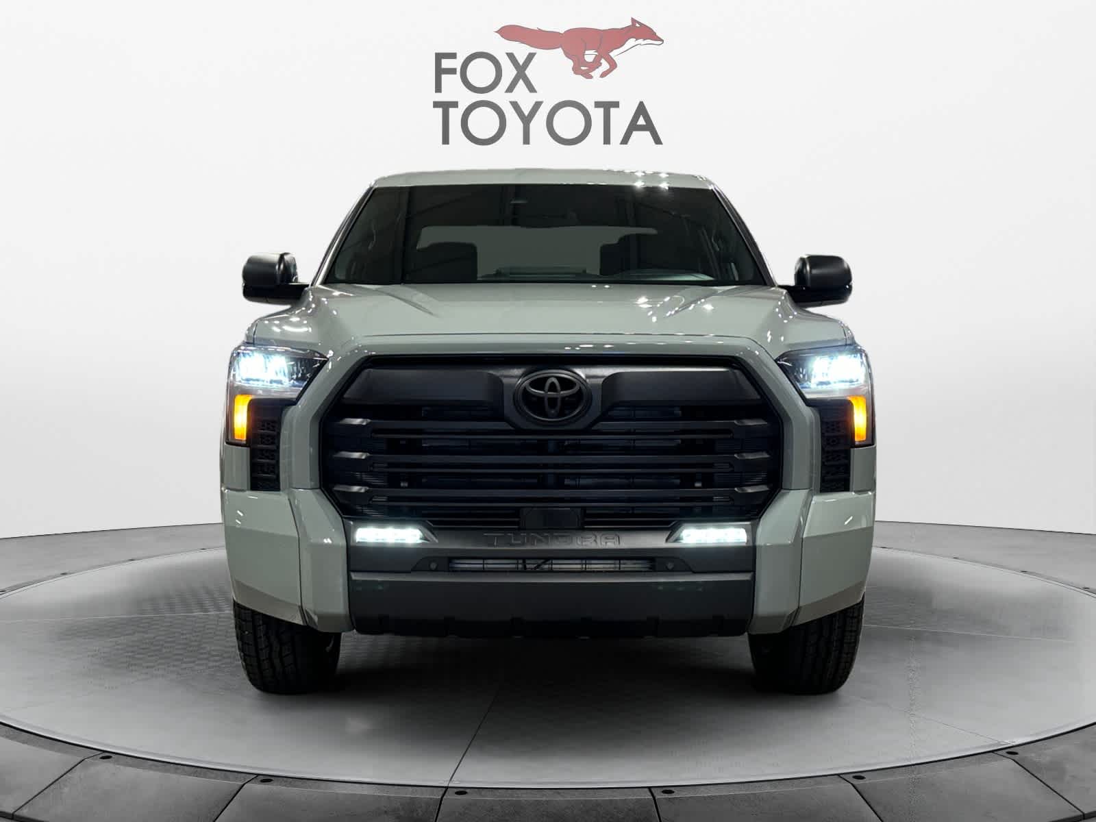 2025 Toyota Tundra SR5 CrewMax 5.5 Bed 8