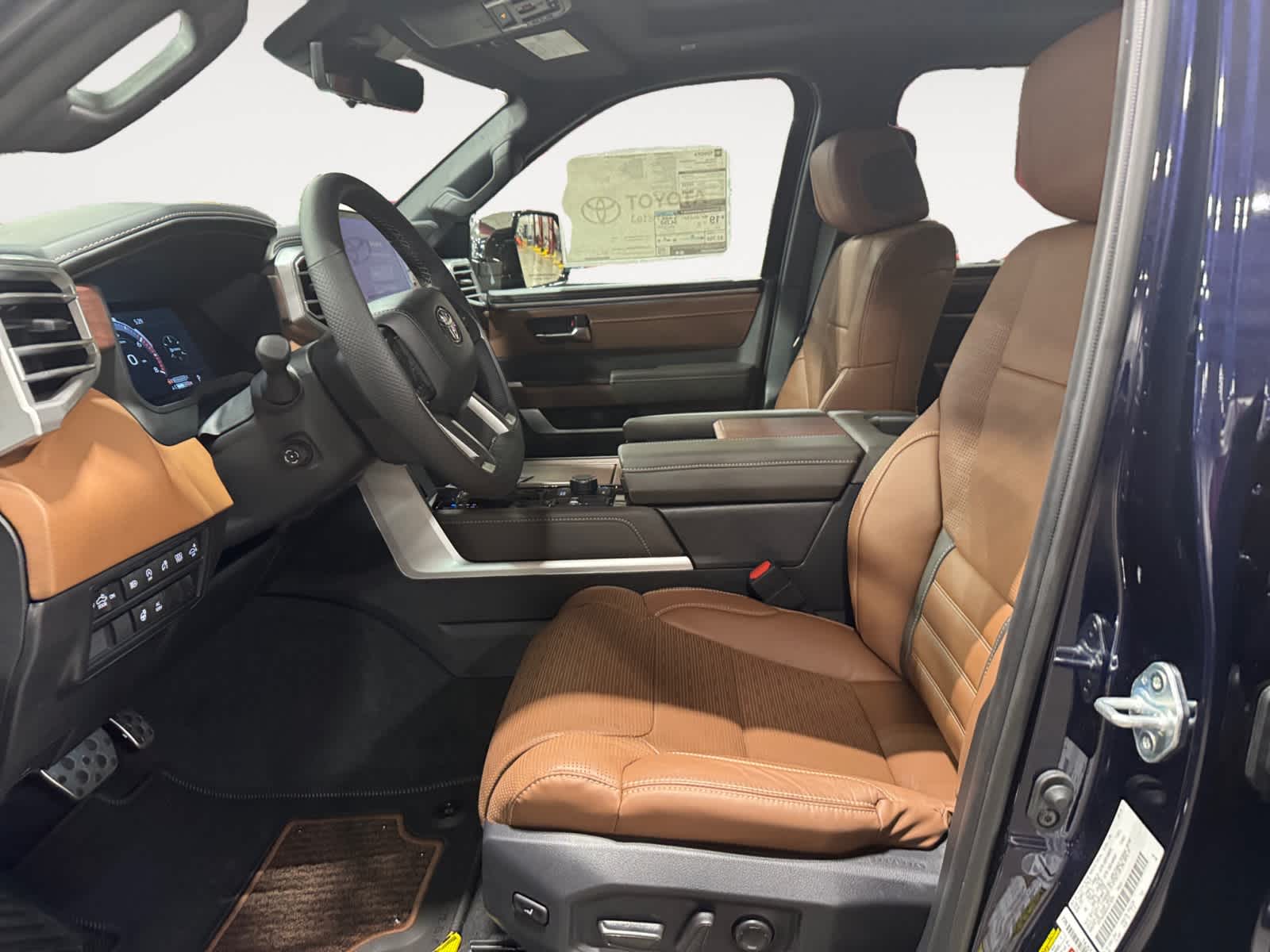 2025 Toyota Tundra 1794 Edition CrewMax 5.5 Bed 9