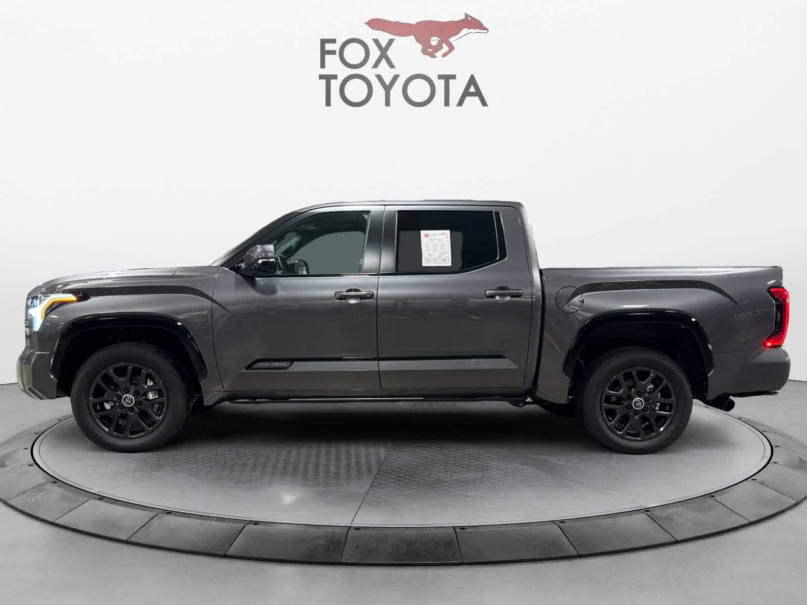 2024 Toyota Tundra Platinum CrewMax 5.5 Bed 2