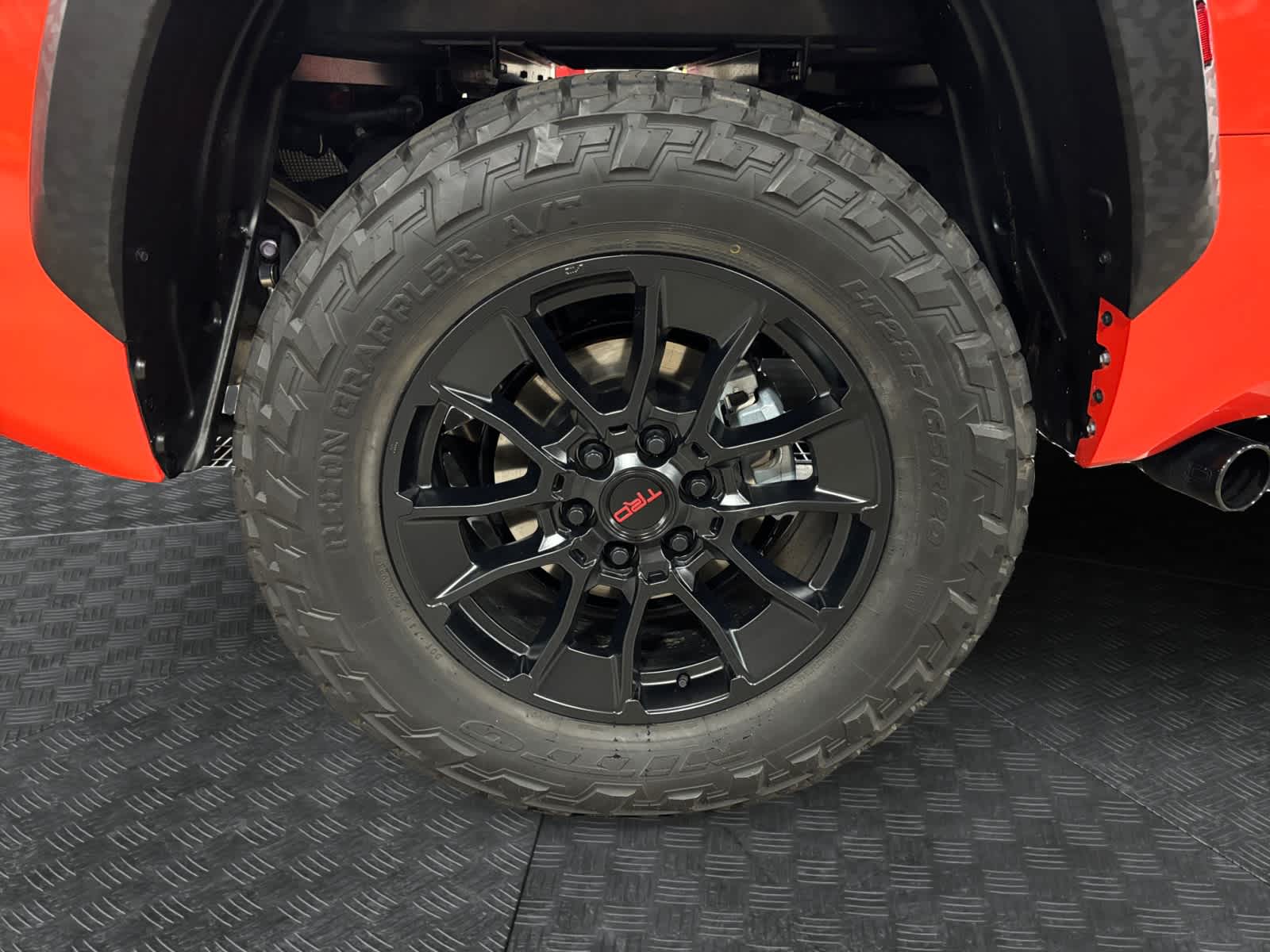 2023 Toyota Tundra TRD Pro Hybrid CrewMax 5.5 Bed 13