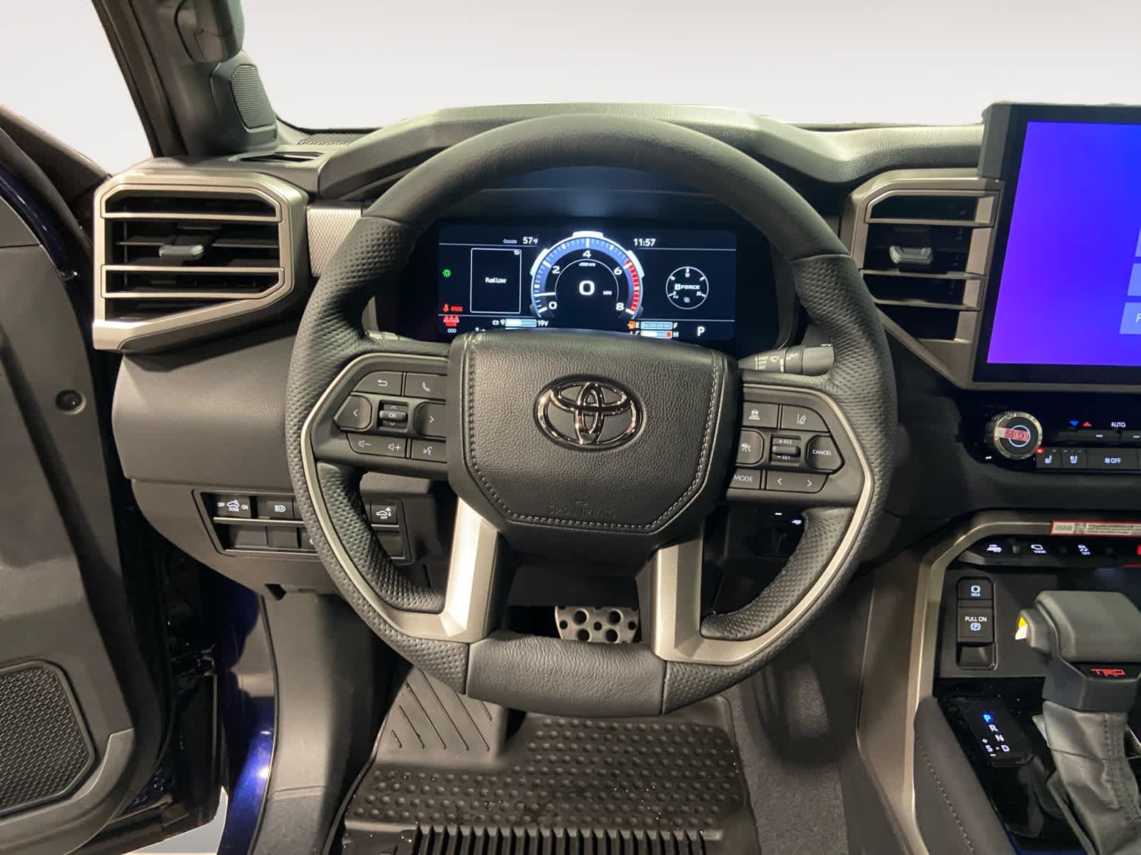 2025 Toyota Tundra Limited CrewMax 5.5 Bed 12