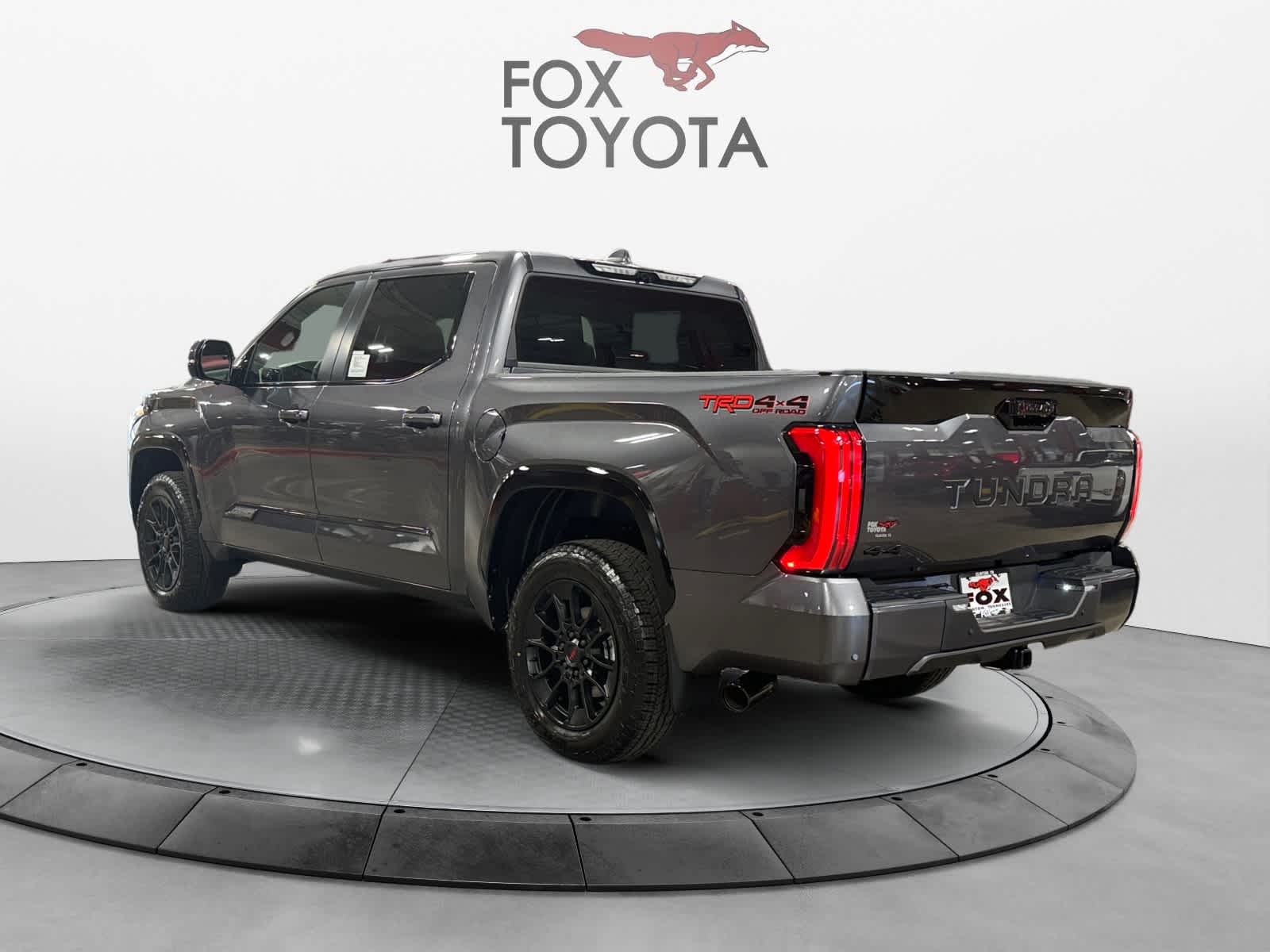 2025 Toyota Tundra Platinum CrewMax 5.5 Bed 3