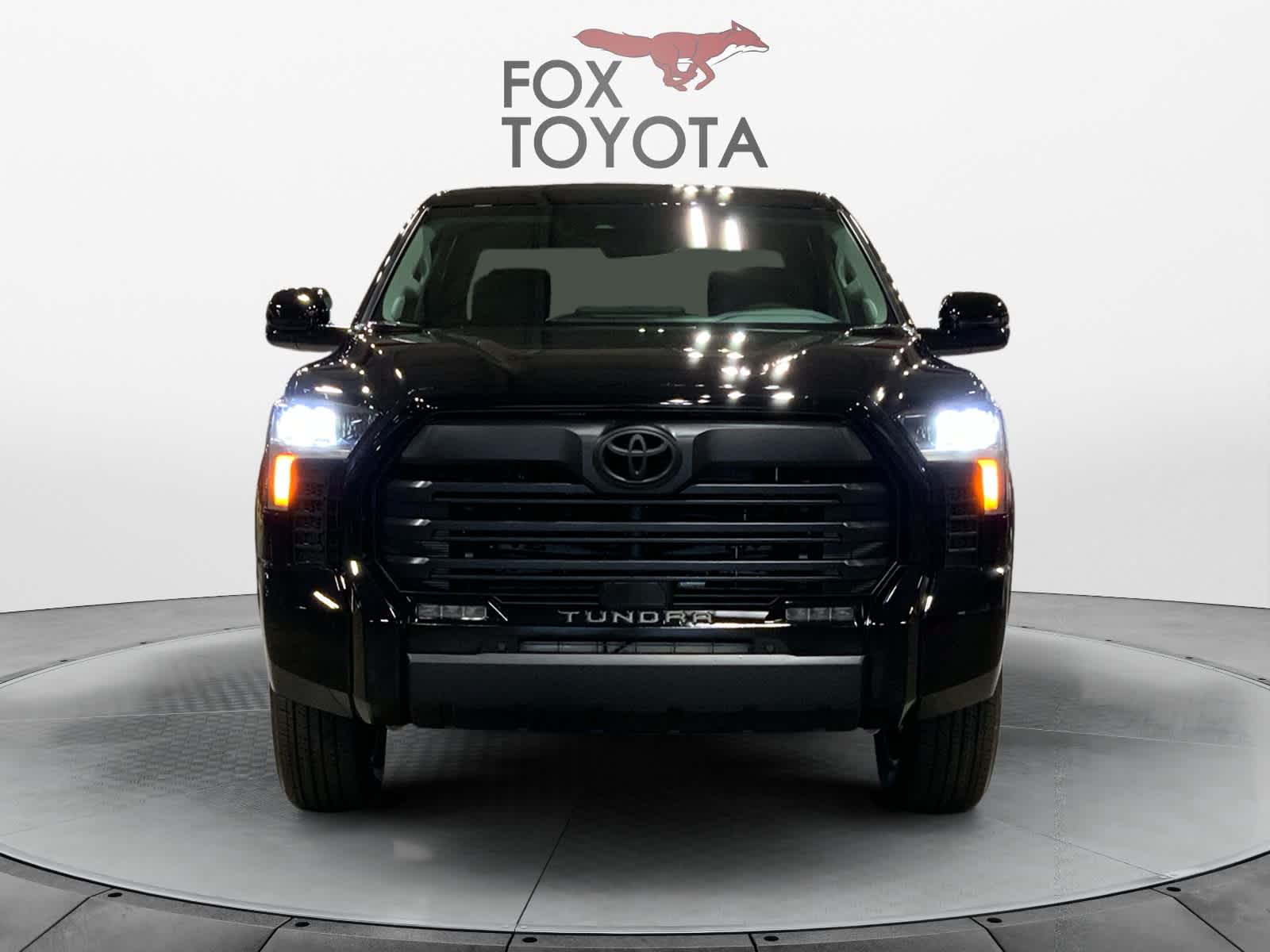 2024 Toyota Tundra Limited Hybrid CrewMax 5.5 Bed 8