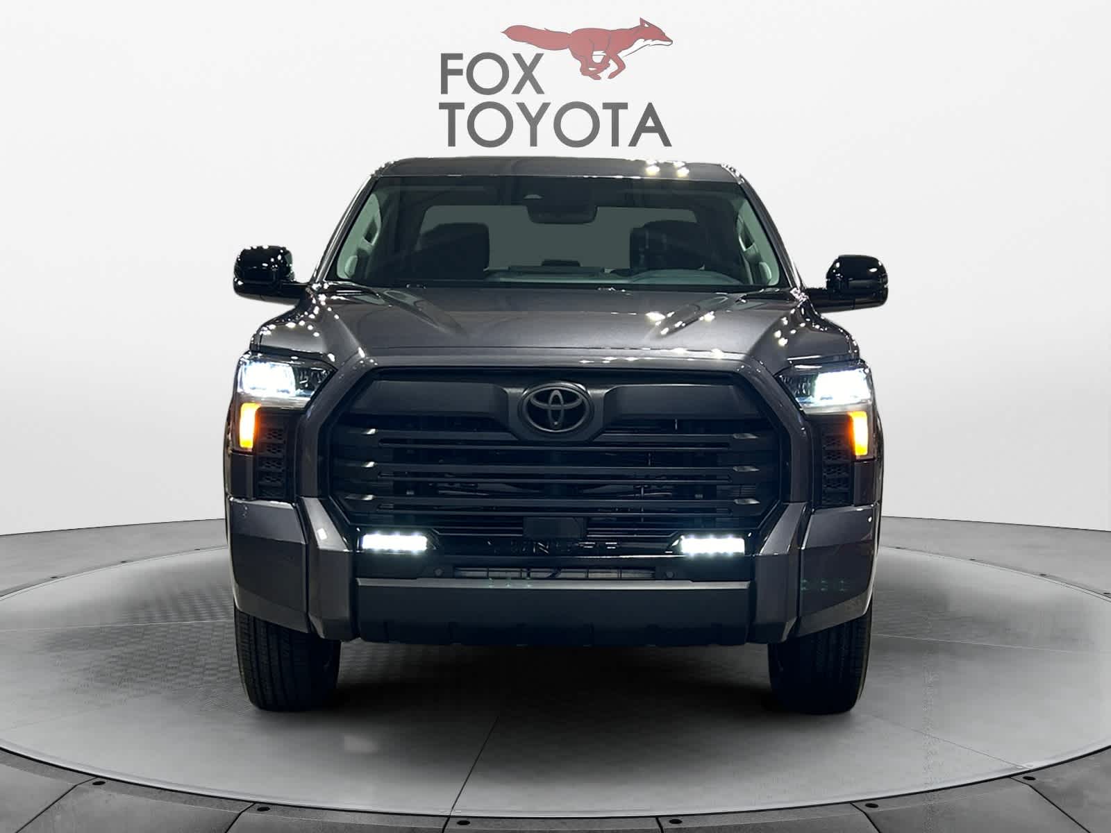 2024 Toyota Tundra Limited Hybrid CrewMax 5.5 Bed 8