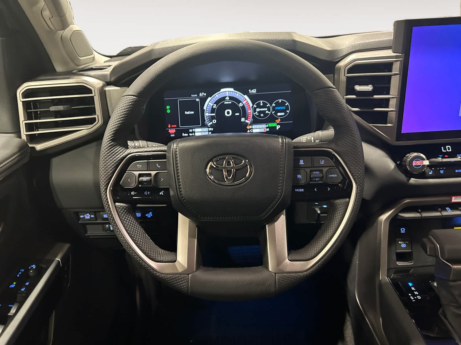 2024 Toyota Tundra Limited Hybrid CrewMax 5.5 Bed 12