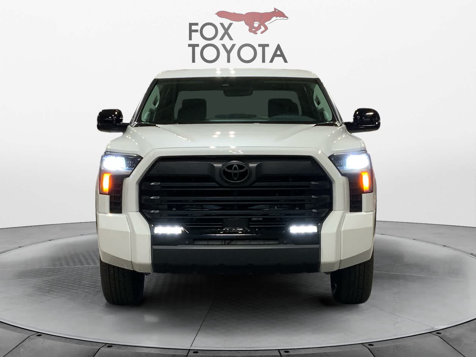 2024 Toyota Tundra Limited Hybrid CrewMax 5.5 Bed 9