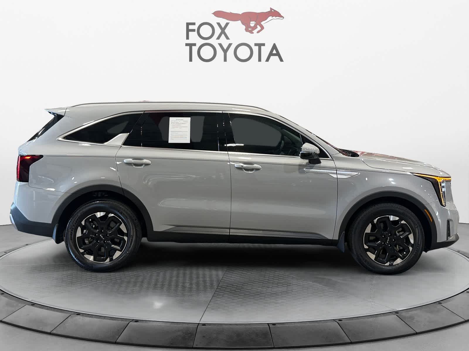 Used 2025 Kia Sorento SUV