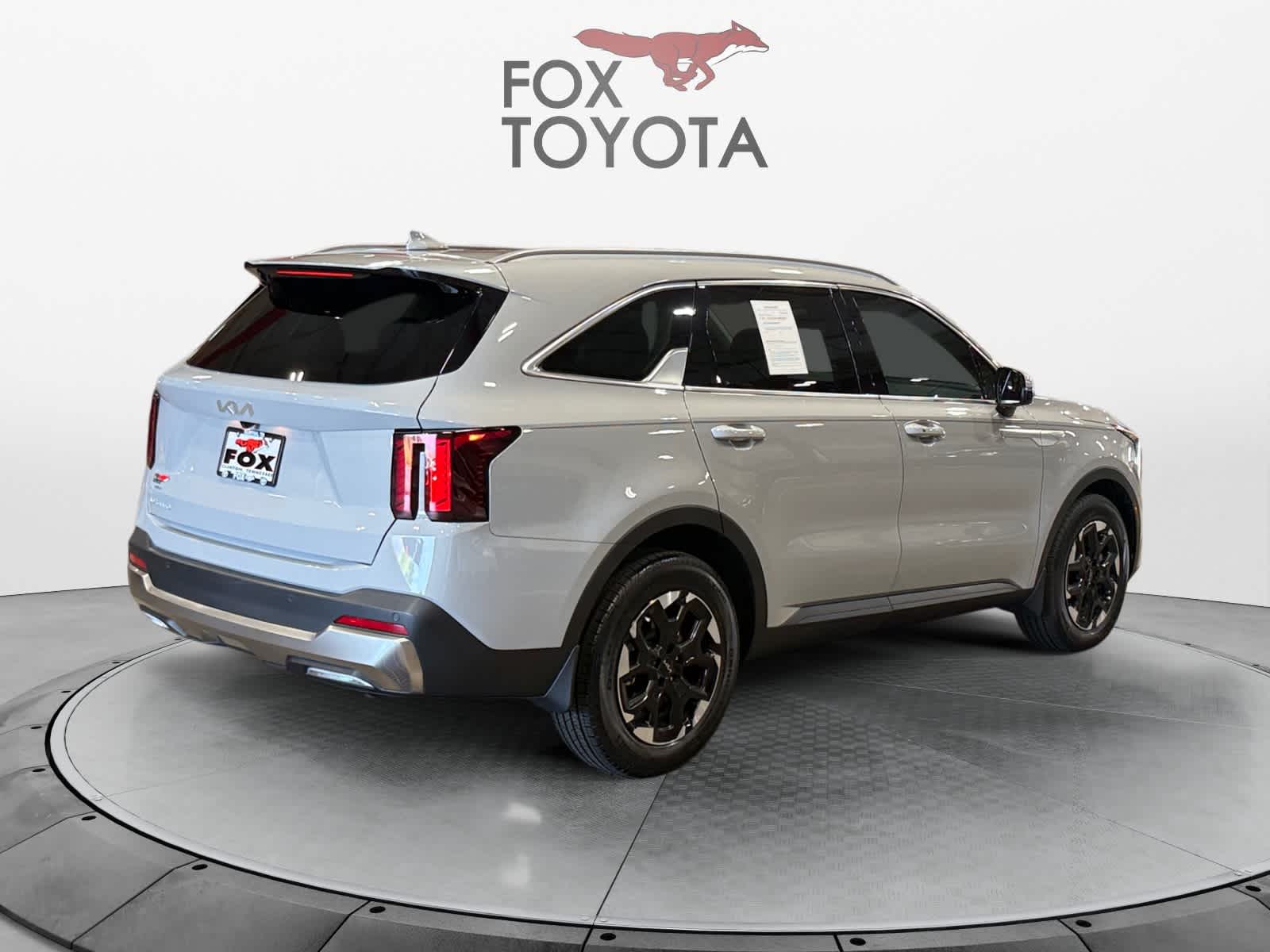 Used 2025 Kia Sorento SUV