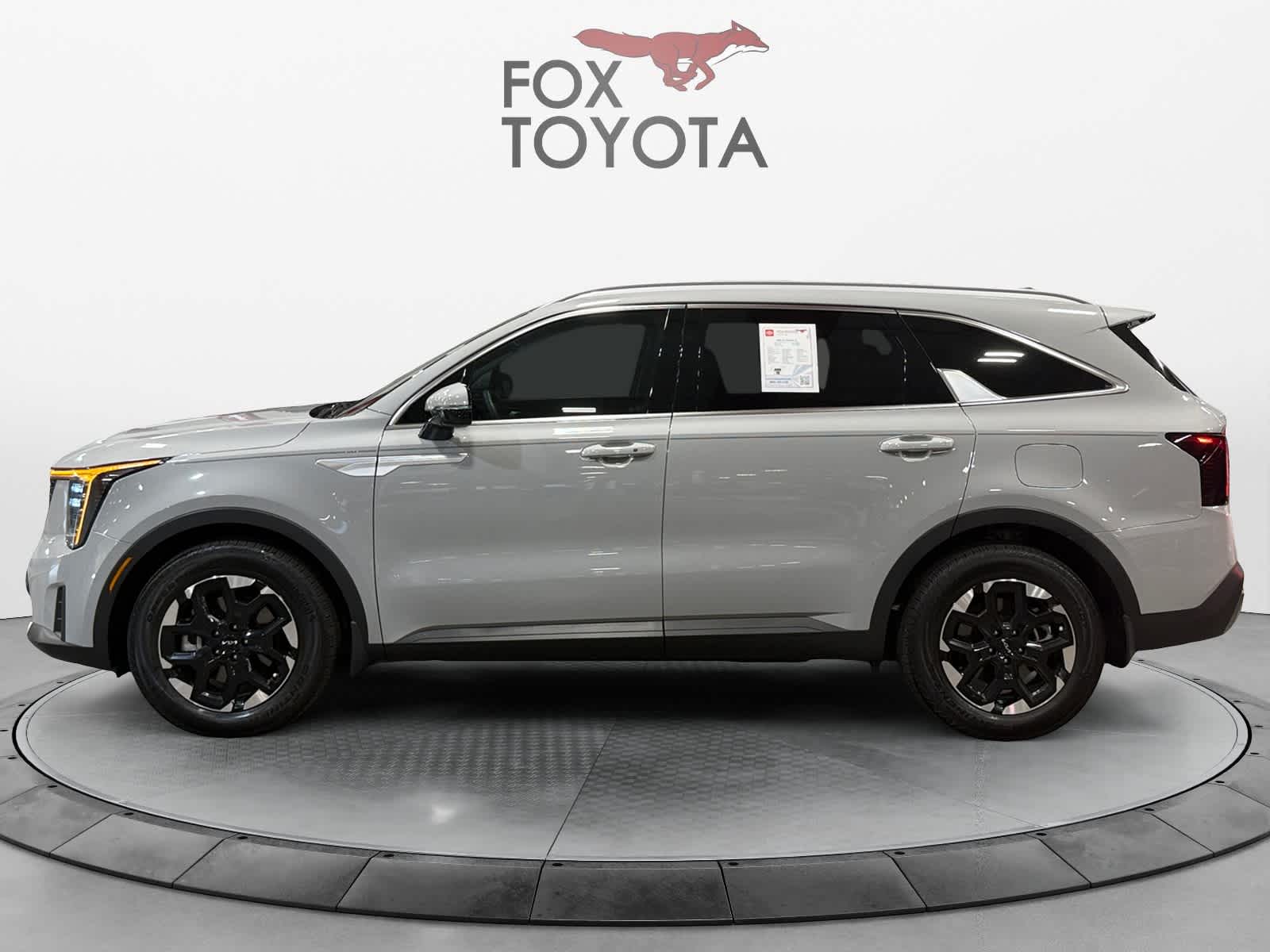 Used 2025 Kia Sorento SUV