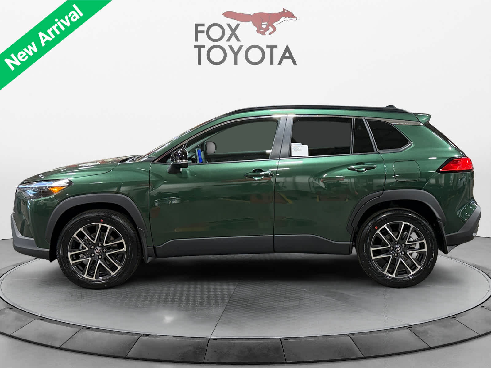 View vehicle photo 2