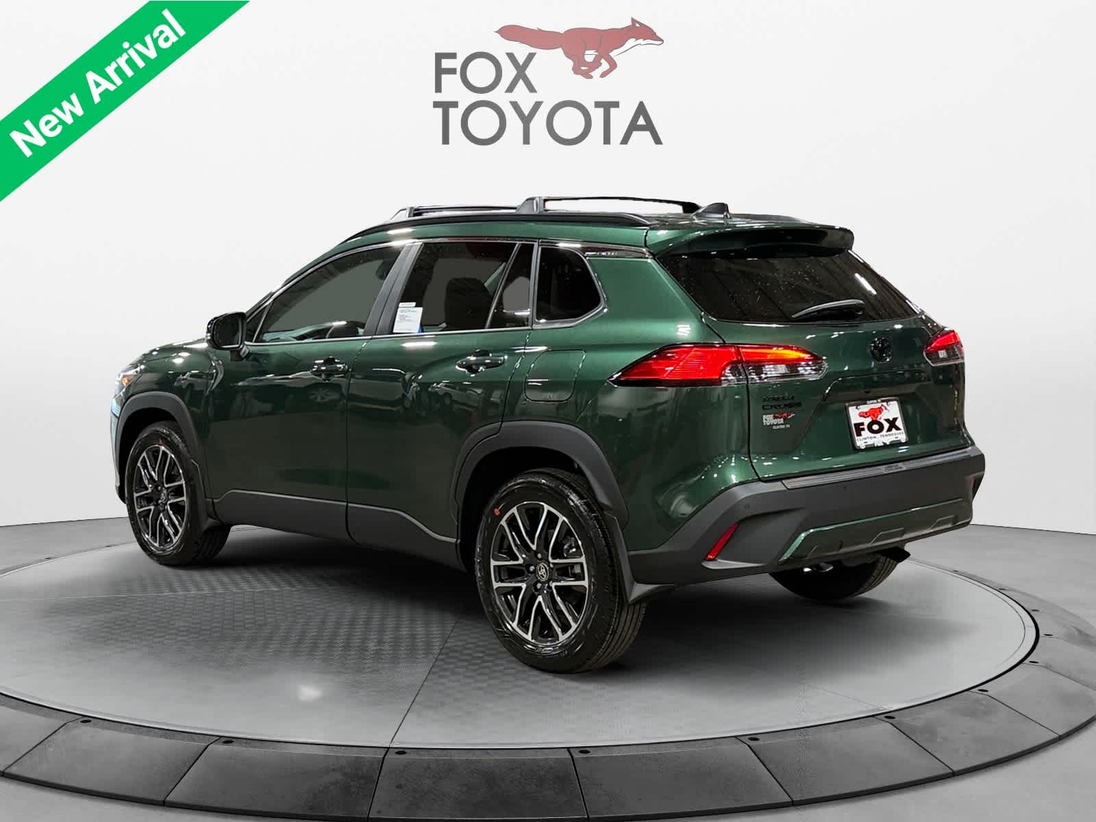 View vehicle photo 3