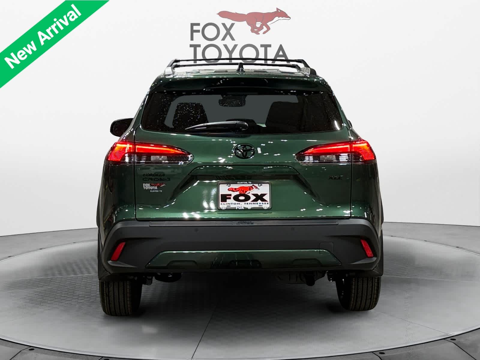 View vehicle photo 4