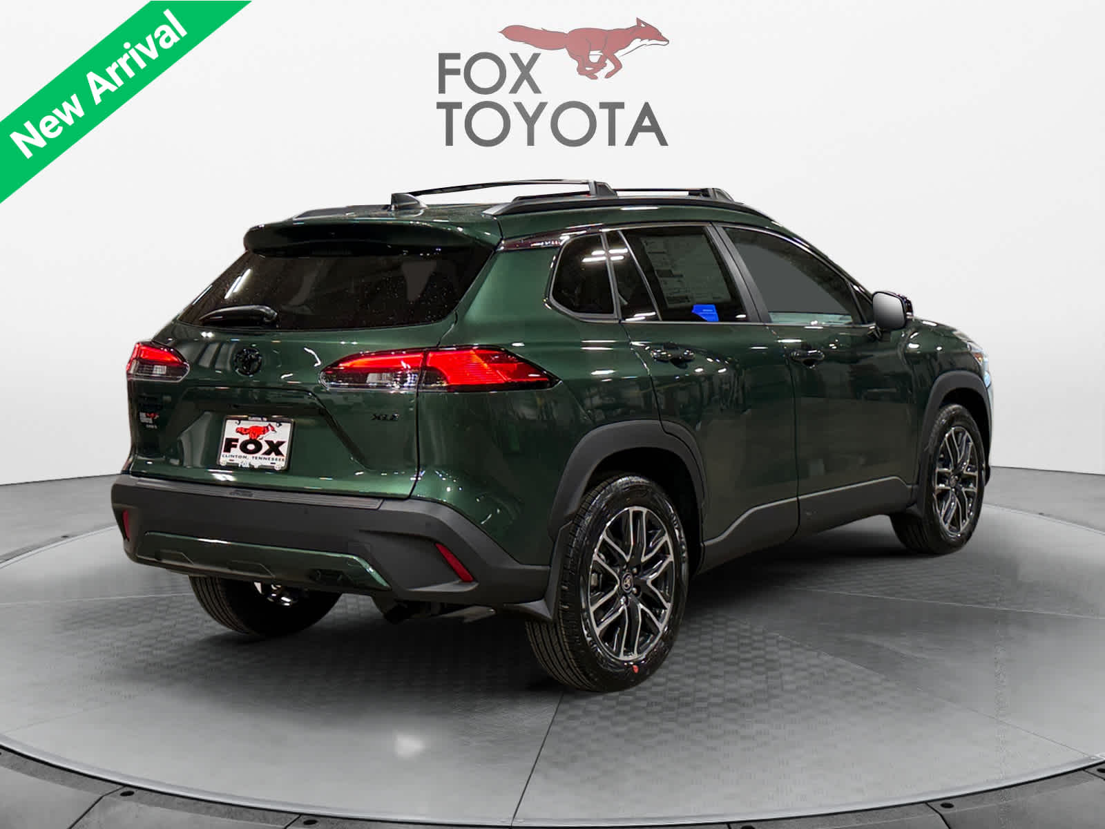 View vehicle photo 5