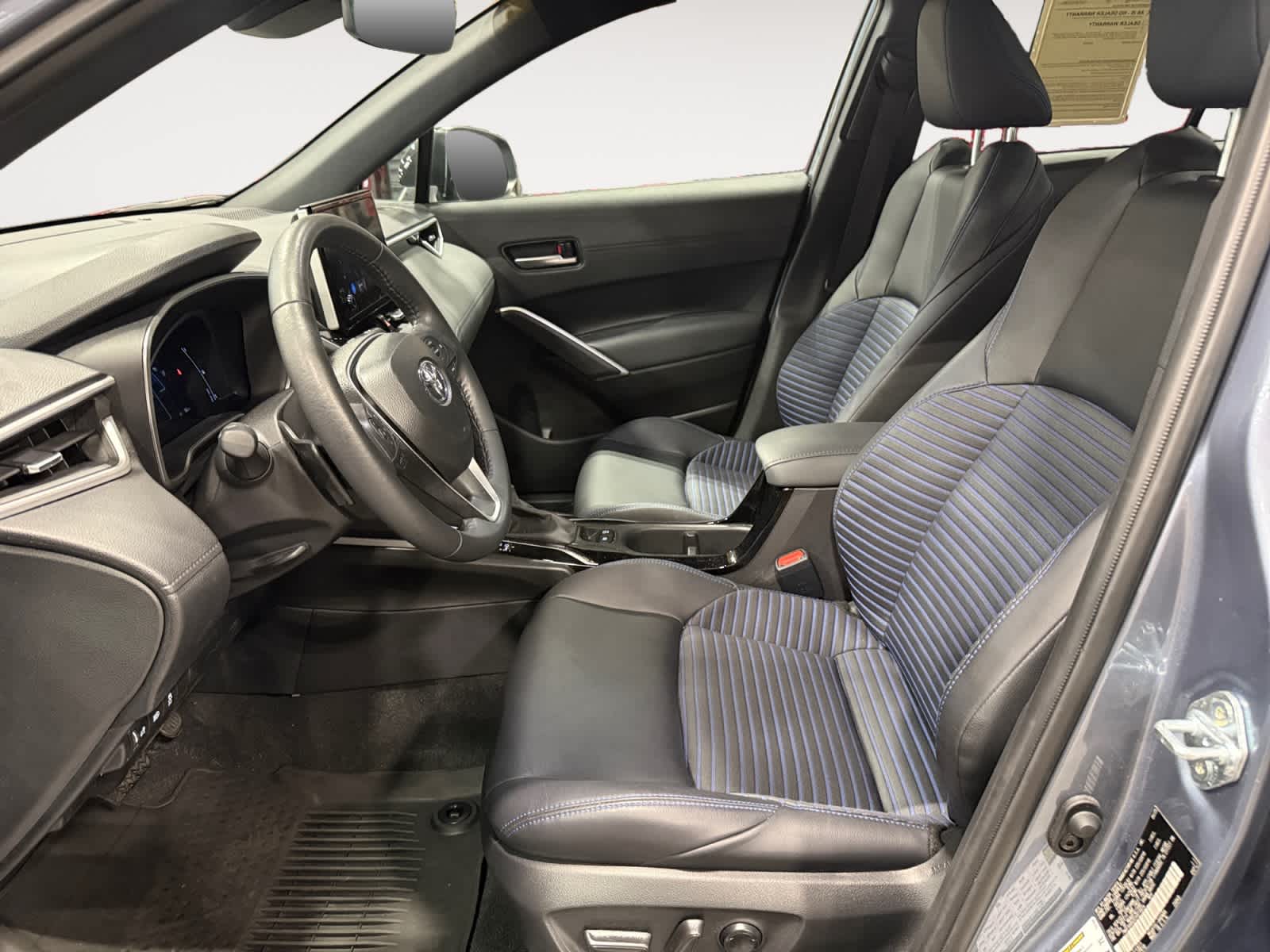 Used 2025 Toyota Corolla Cross SUV
