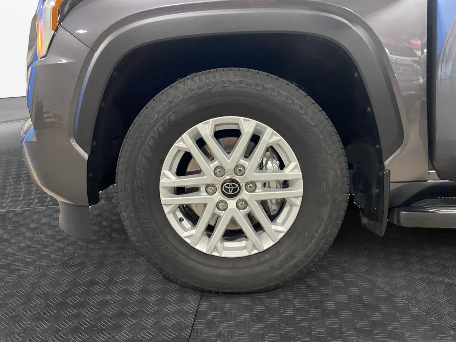 2024 Toyota Sequoia SR5 15