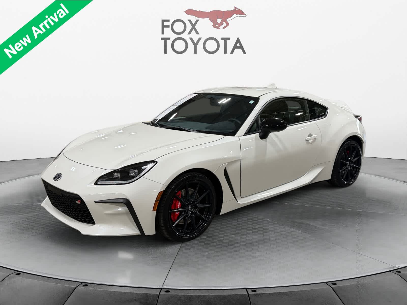 Halo 2025 Toyota GR86 Coupe Rear-Wheel Drive 6-Speed Manual