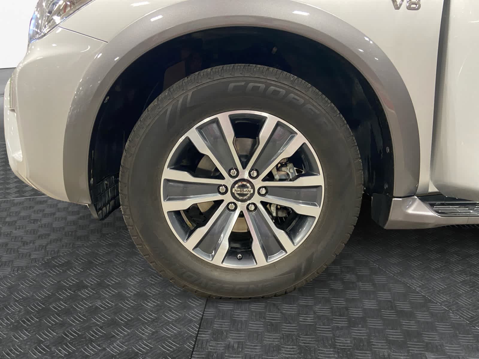 2019 Nissan Armada SL 15