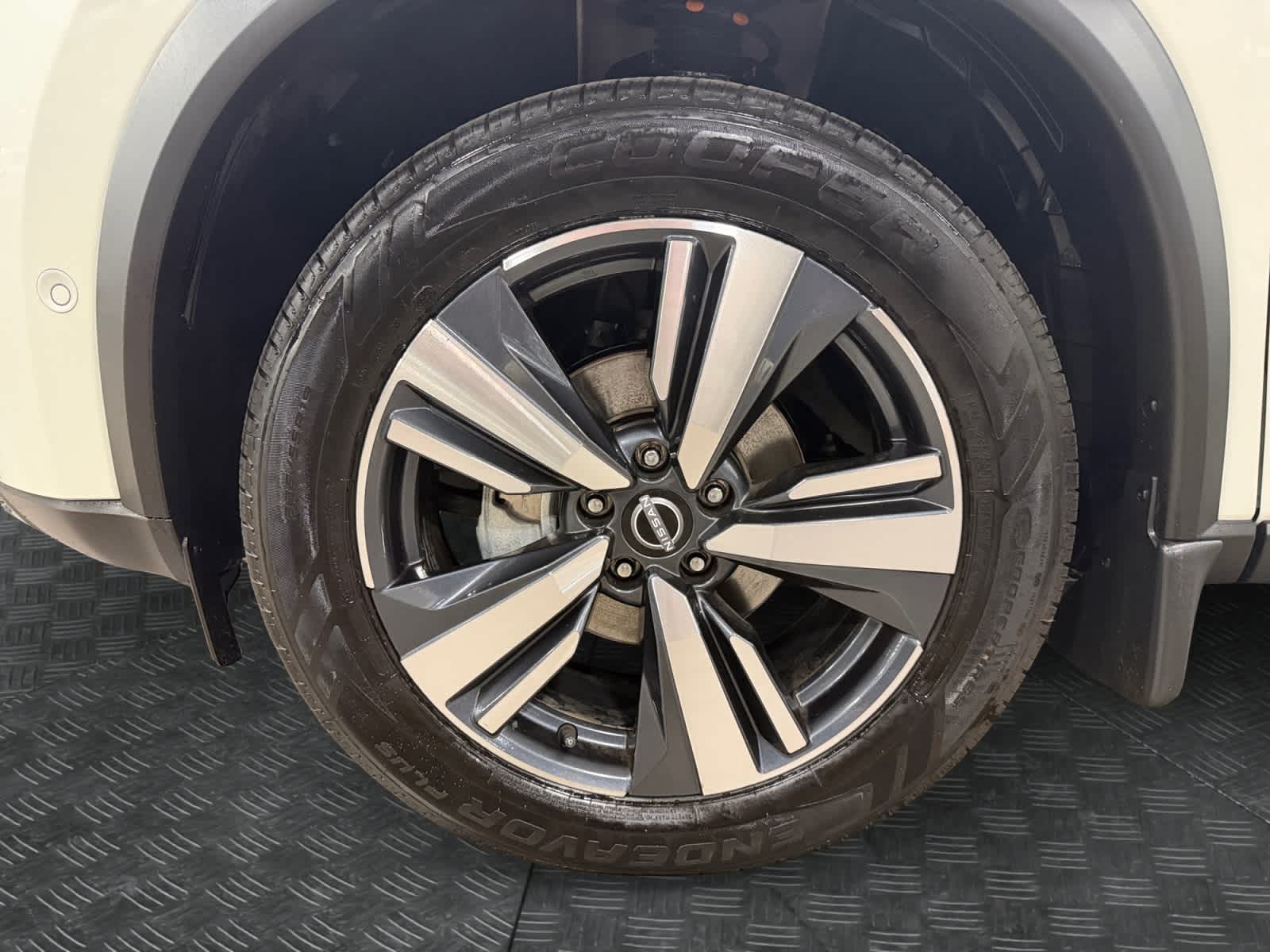 2023 Nissan Rogue SL - Photo 15