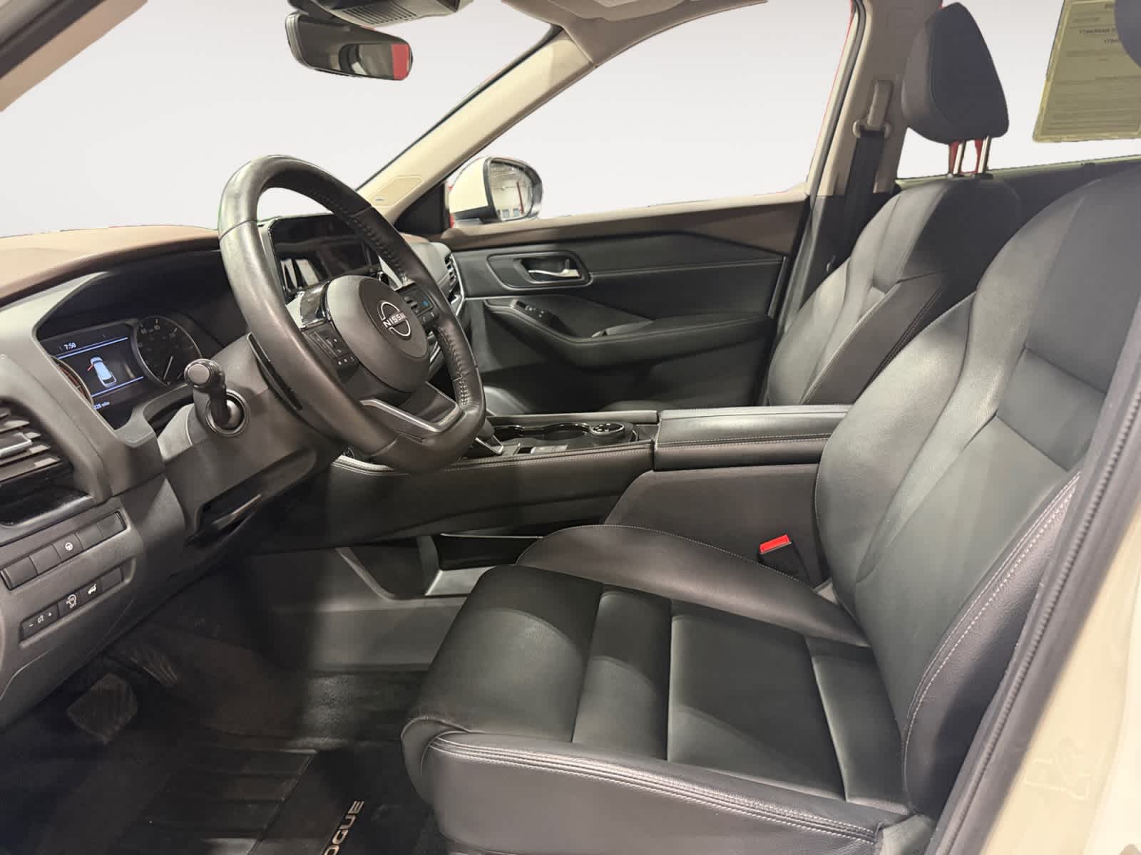 2023 Nissan Rogue SL - Photo 10