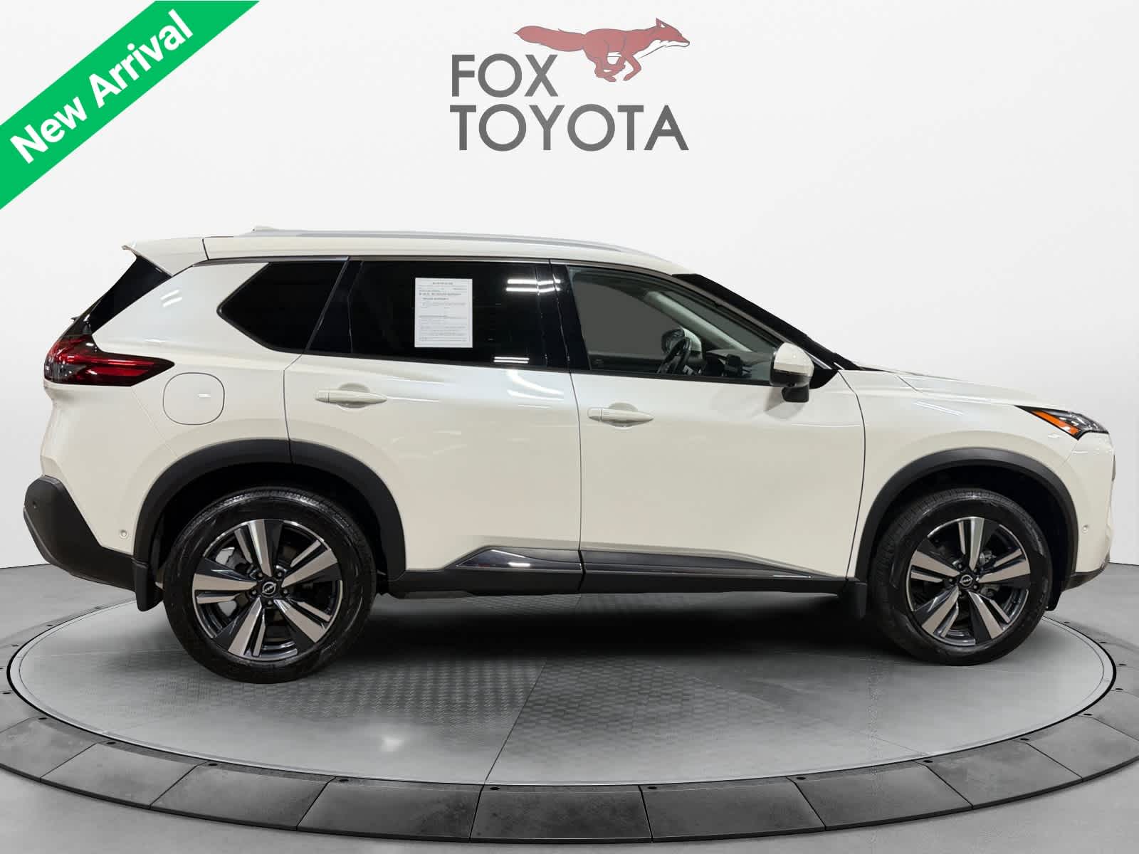 2023 Nissan Rogue SL - Photo 7