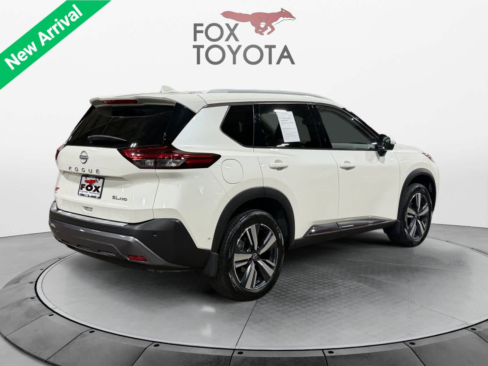 2023 Nissan Rogue SL - Photo 6