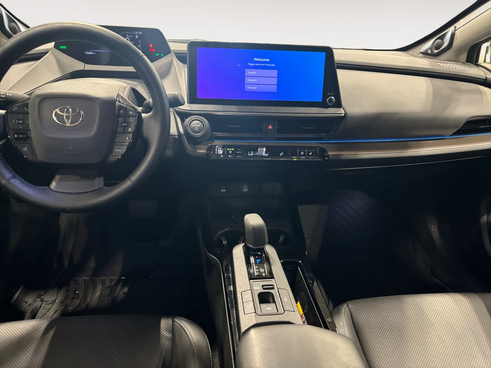 2023 Toyota Prius Limited 11