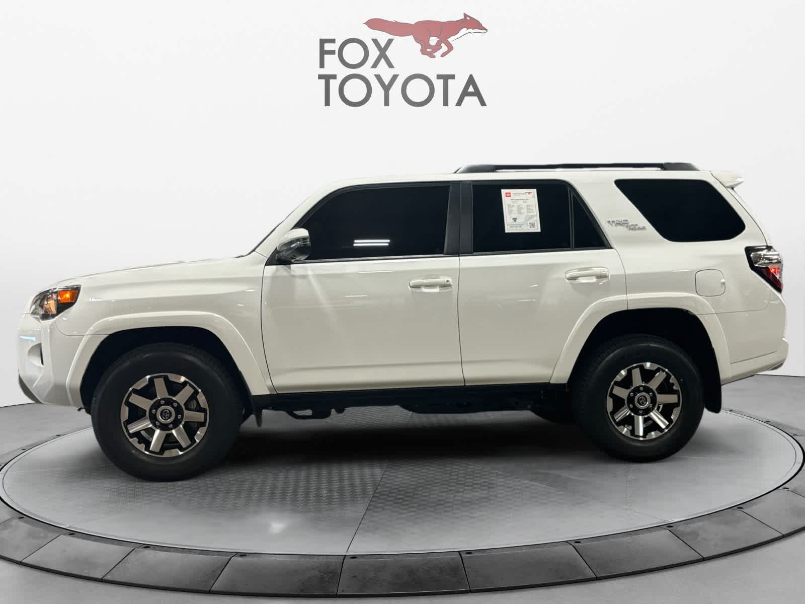 2023 Toyota 4Runner TRD Off Road Premium 2