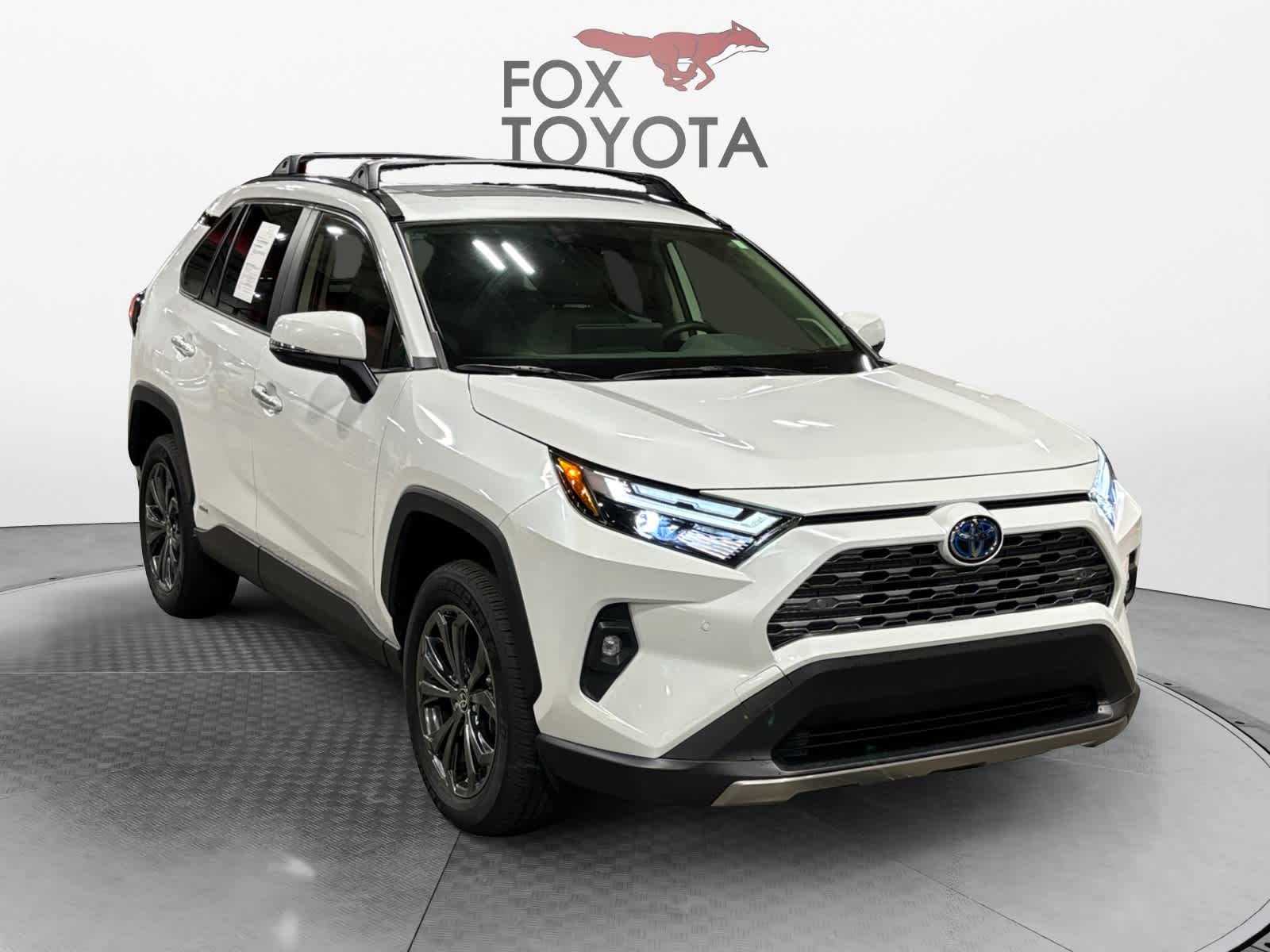 2023 Toyota RAV4 Hybrid Limited 8