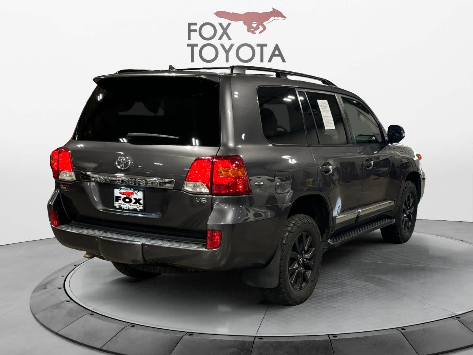 2015 Toyota Land Cruiser  6