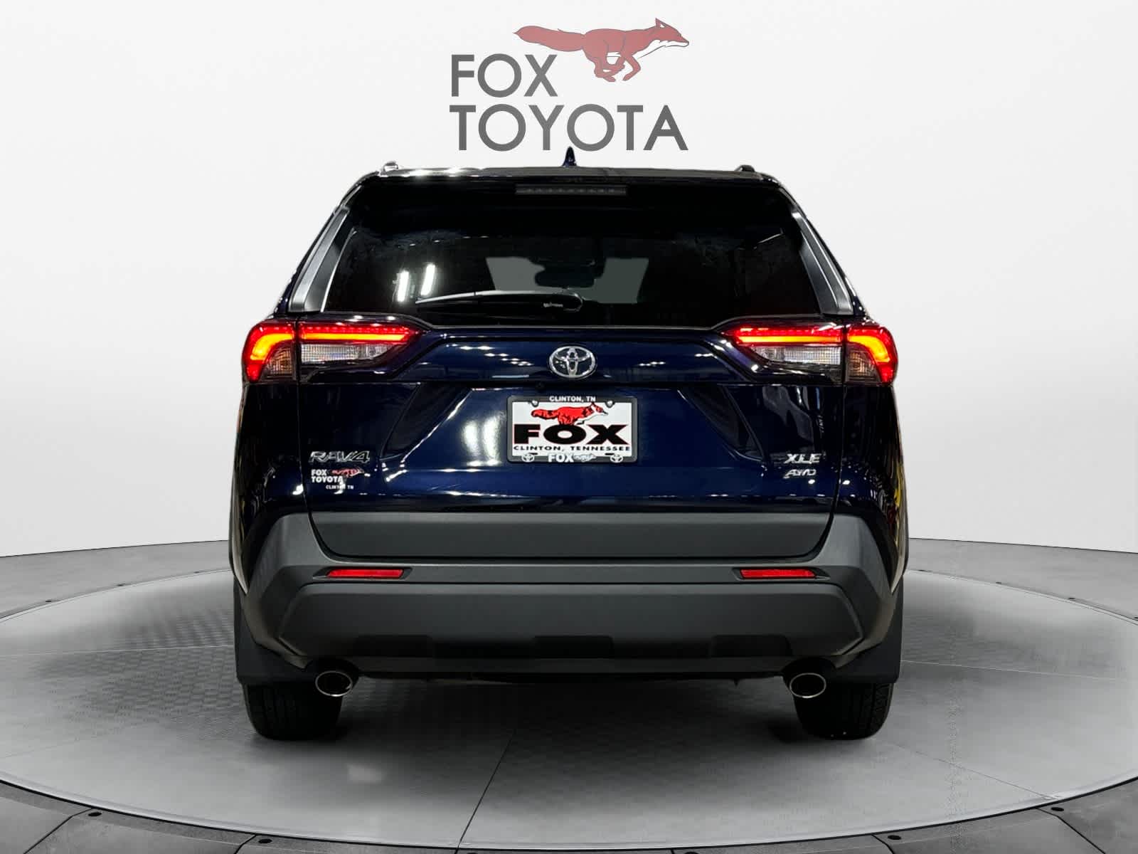 2020 Toyota RAV4 XLE 5