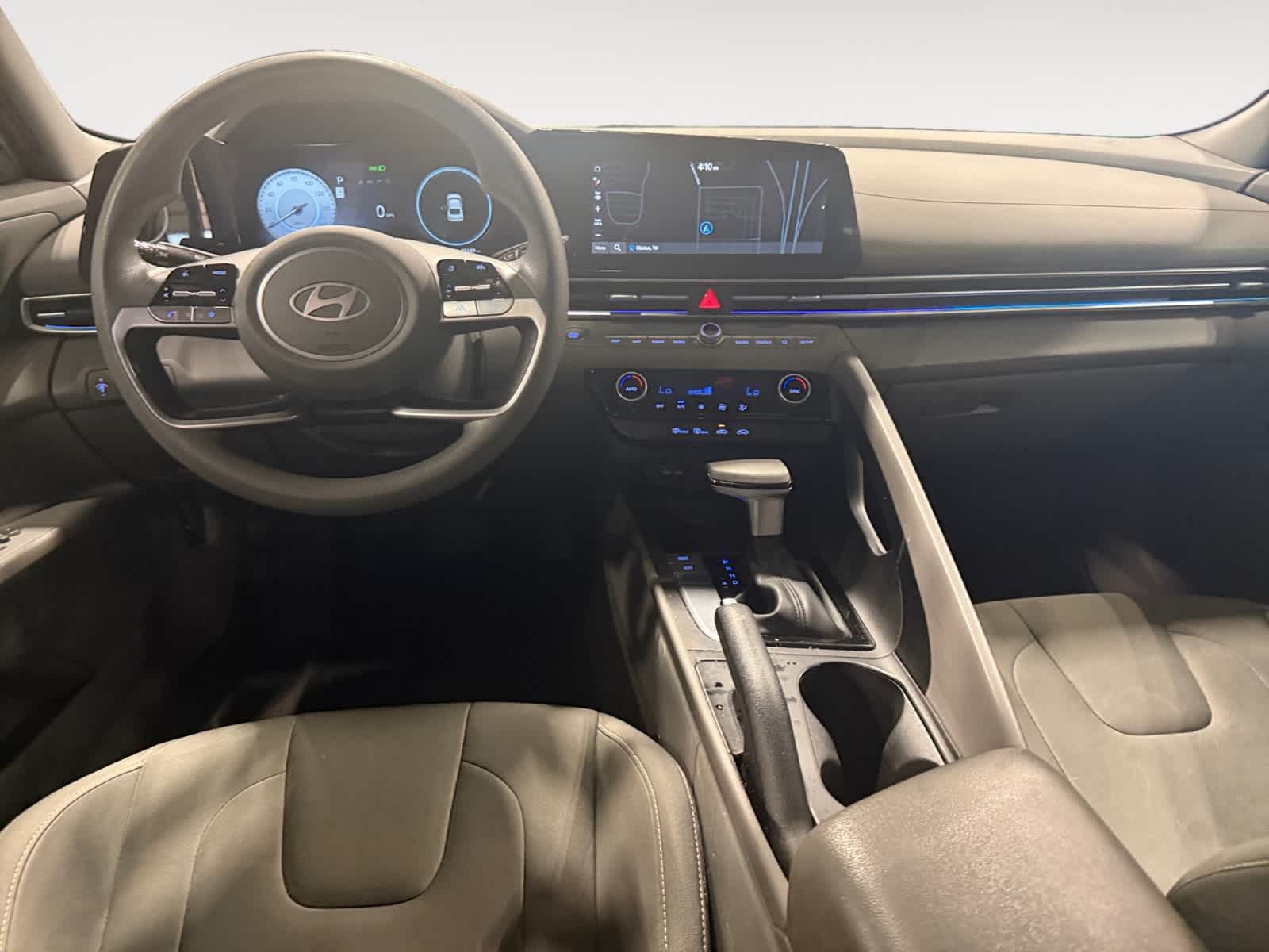 Used 2024 Hyundai Elantra Sedan