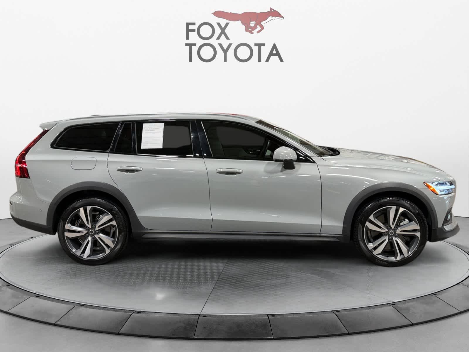 Used 2025 Volvo V60 Cross Country Wagon