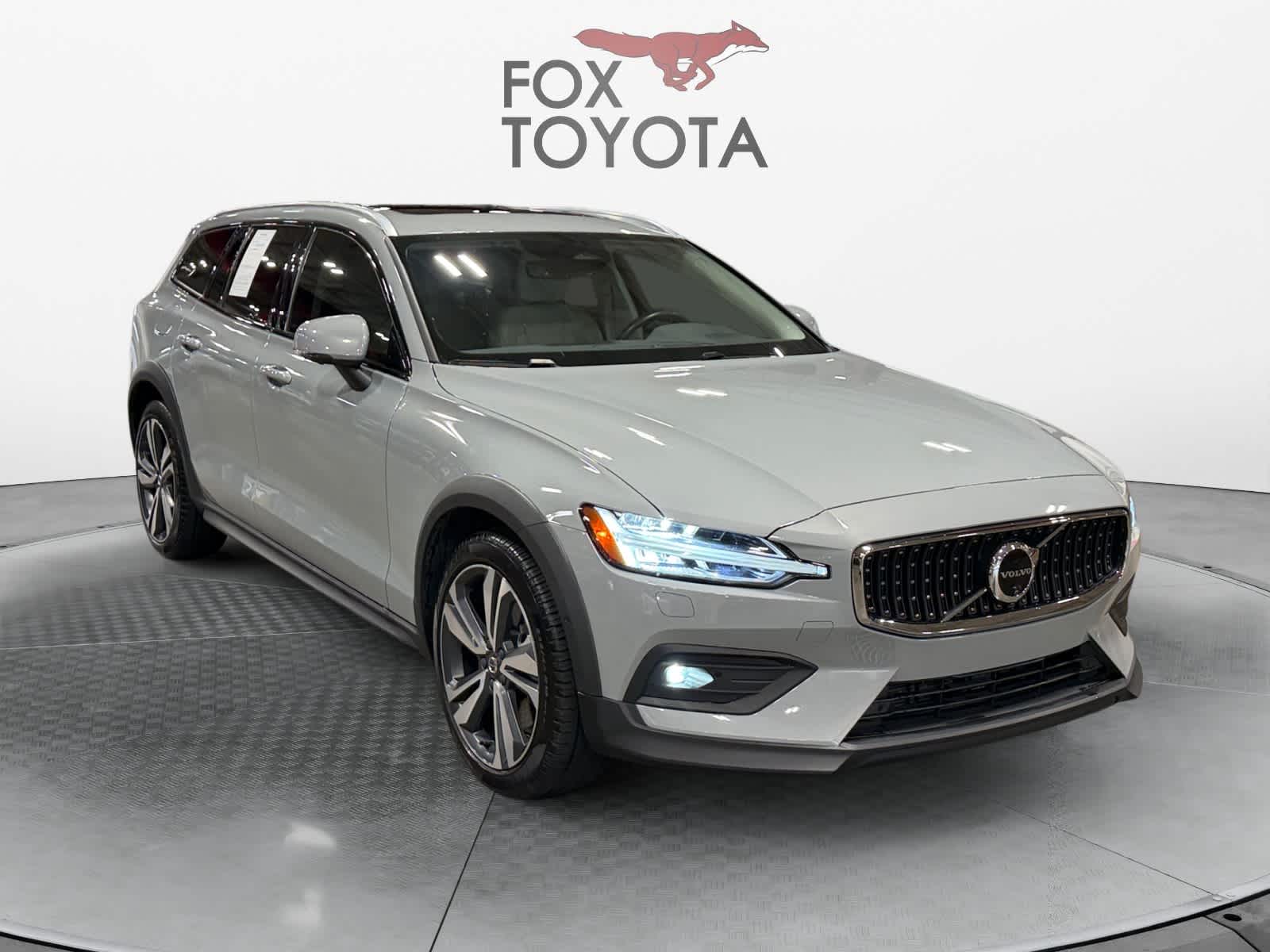 Used 2025 Volvo V60 Cross Country Wagon