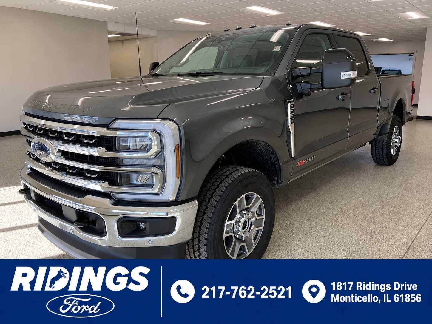 Carbonized Gray Metallic 2026 Ford F-250 Super Duty Pickup Truck Four-Wheel Drive Automatic