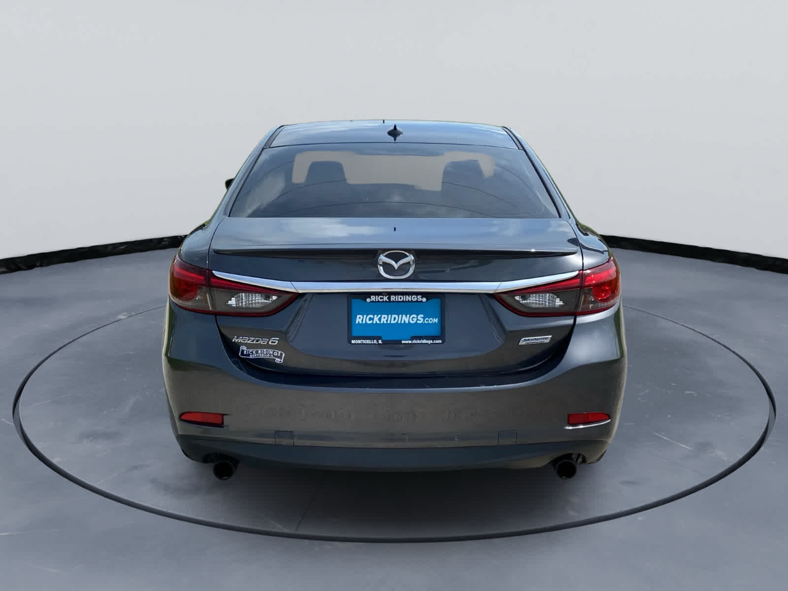 View vehicle photo 4