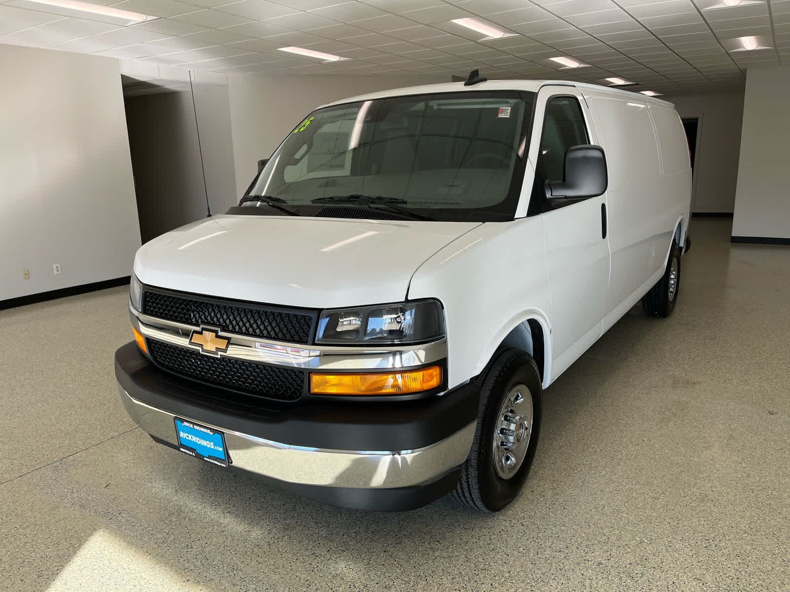Summit White 2025 Chevrolet Express Cargo Van Rear-Wheel Drive Automatic
