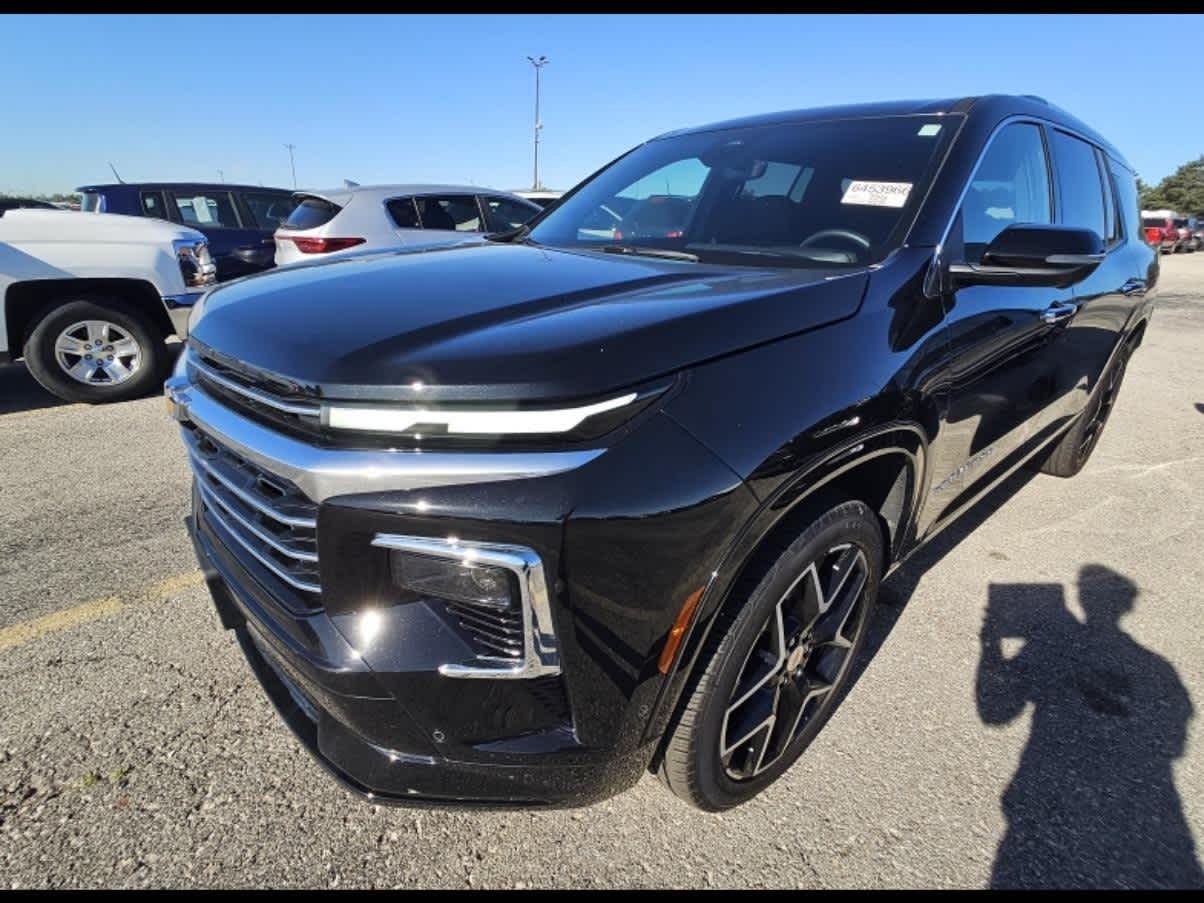 Mosaic Black Metallic 2025 Chevrolet Traverse SUV / Crossover Four-Wheel Drive 8-Speed Automatic