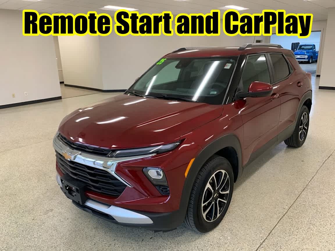 Red (Crimson Metallic) 2025 Chevrolet Trailblazer SUV / Crossover Four-Wheel Drive 9-Speed Automatic