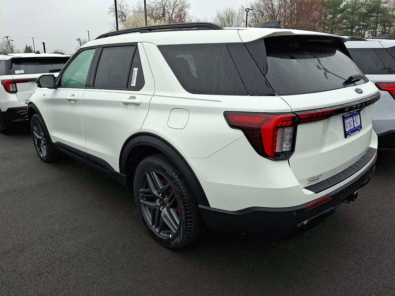 View vehicle photo 2