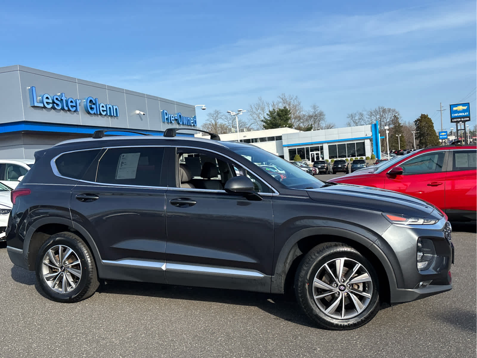 View vehicle photo 3