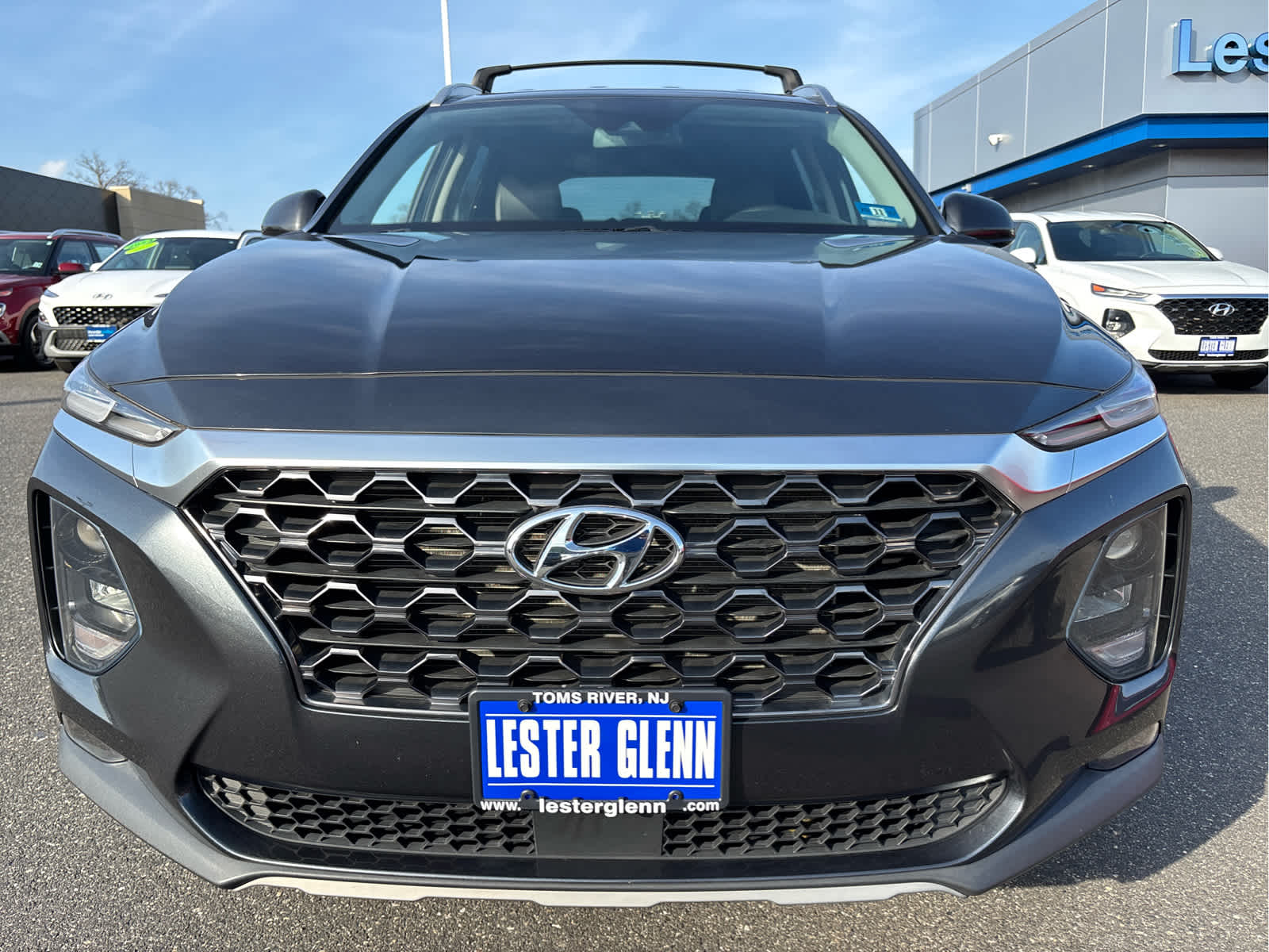 View vehicle photo 4