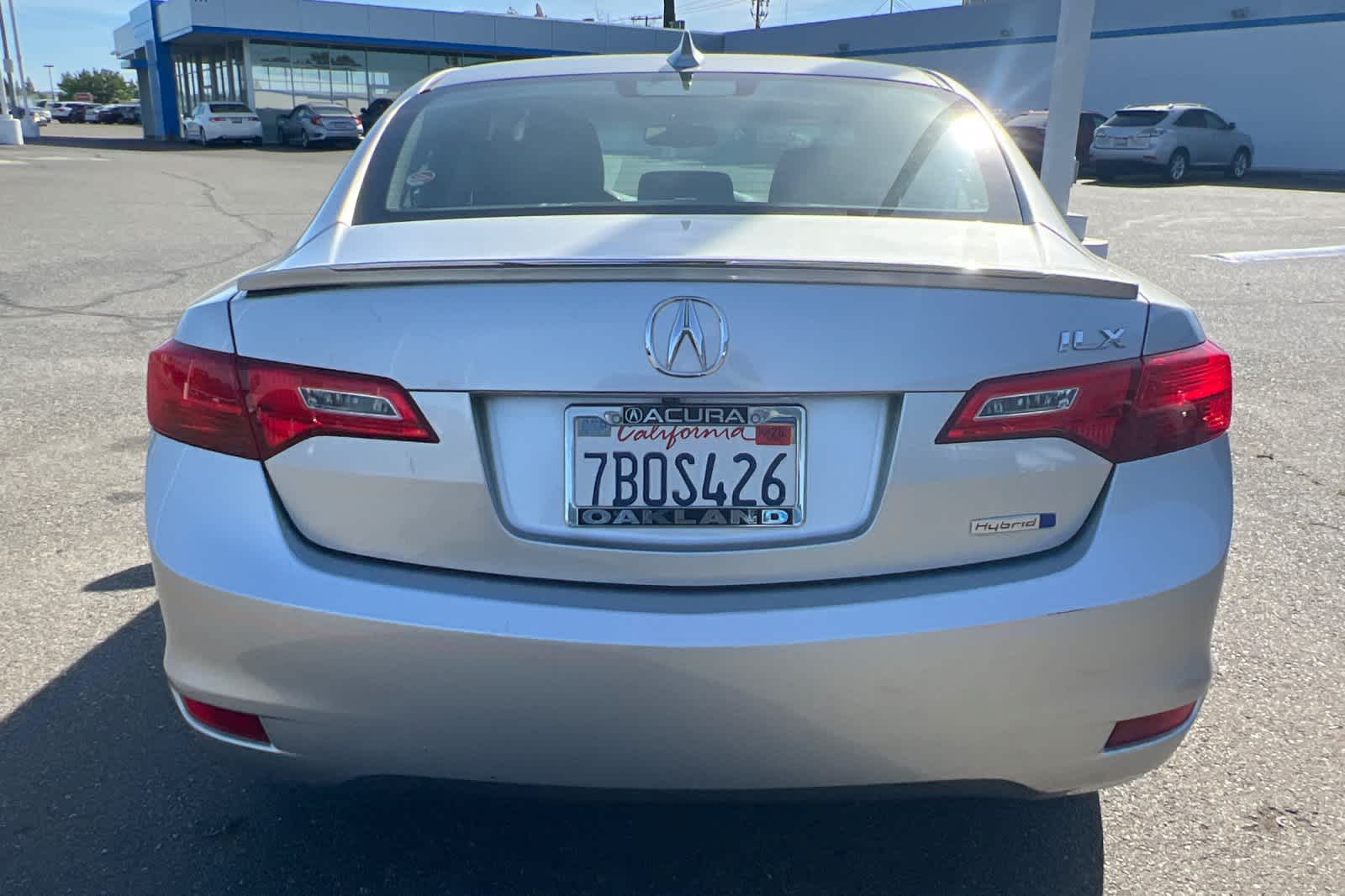 View vehicle photo 5