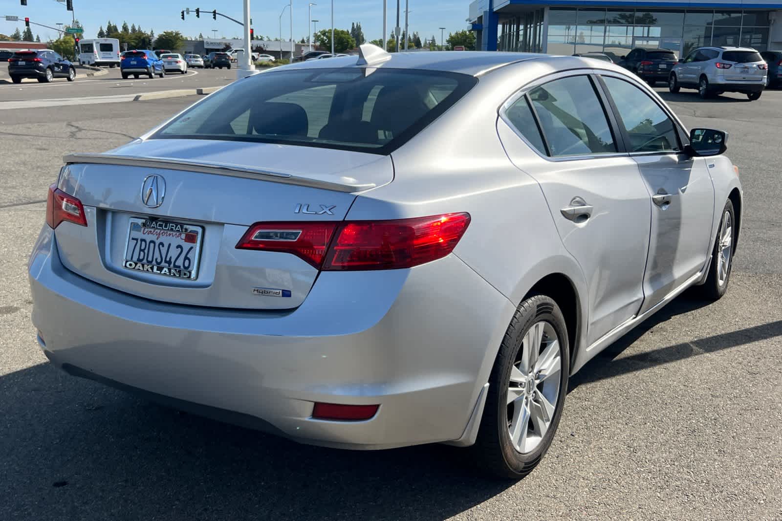 View vehicle photo 4