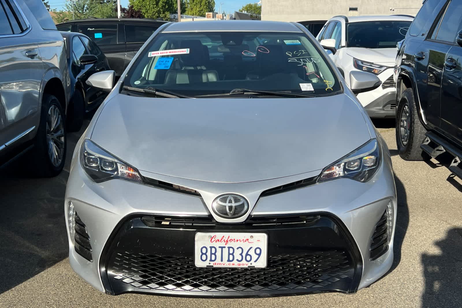 View vehicle photo 2